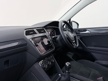 Used Volkswagen Tiguan Allspace 2021 for sale - 78609629: Photo