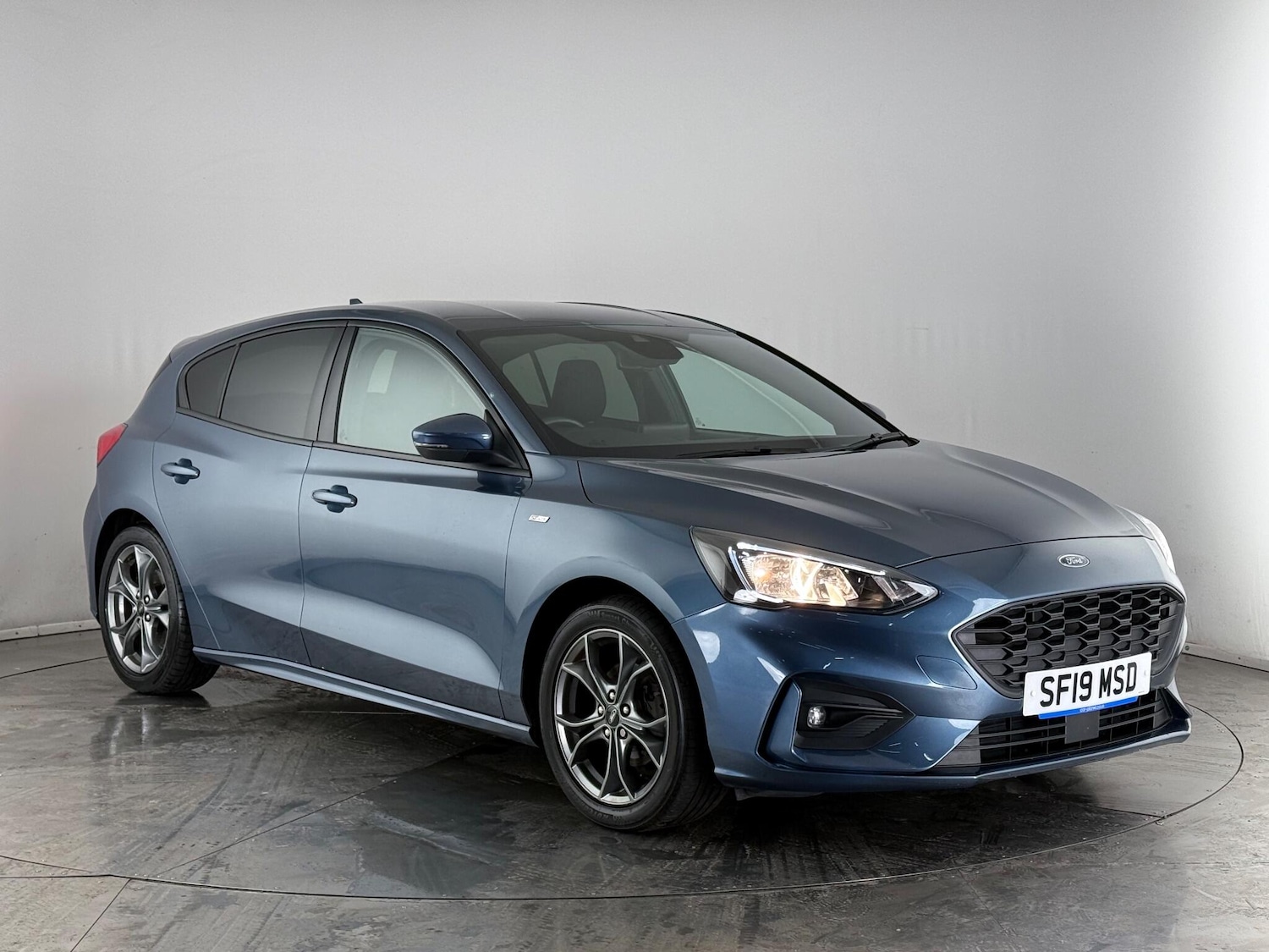 Used Ford Focus 2019 for sale - 76468162: Photo 1