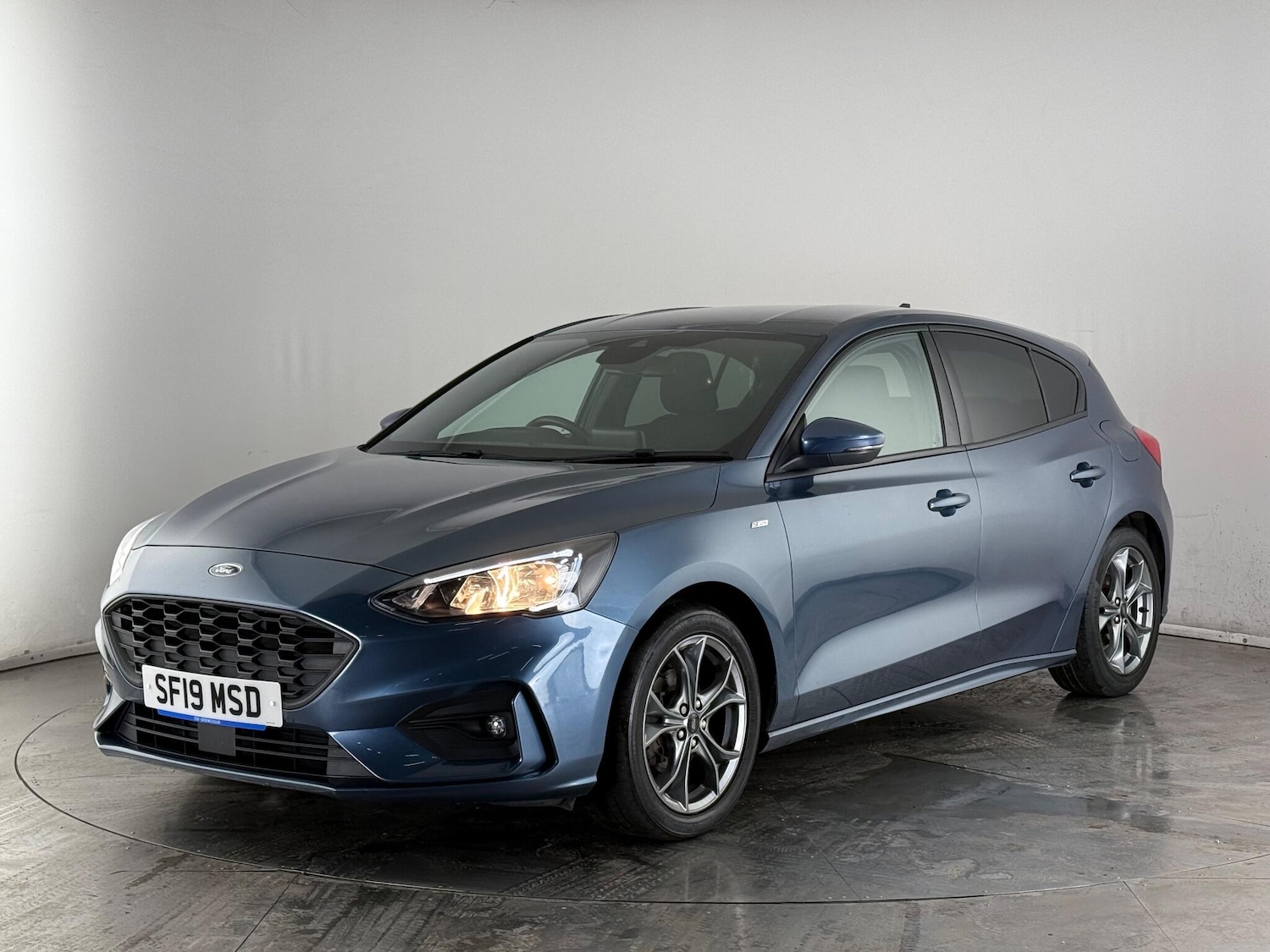 Used Ford Focus 2019 for sale - 76468162: Photo 3