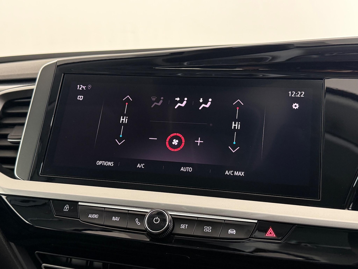 Used Vauxhall Grandland 2023 for sale - 76468320: Photo 32