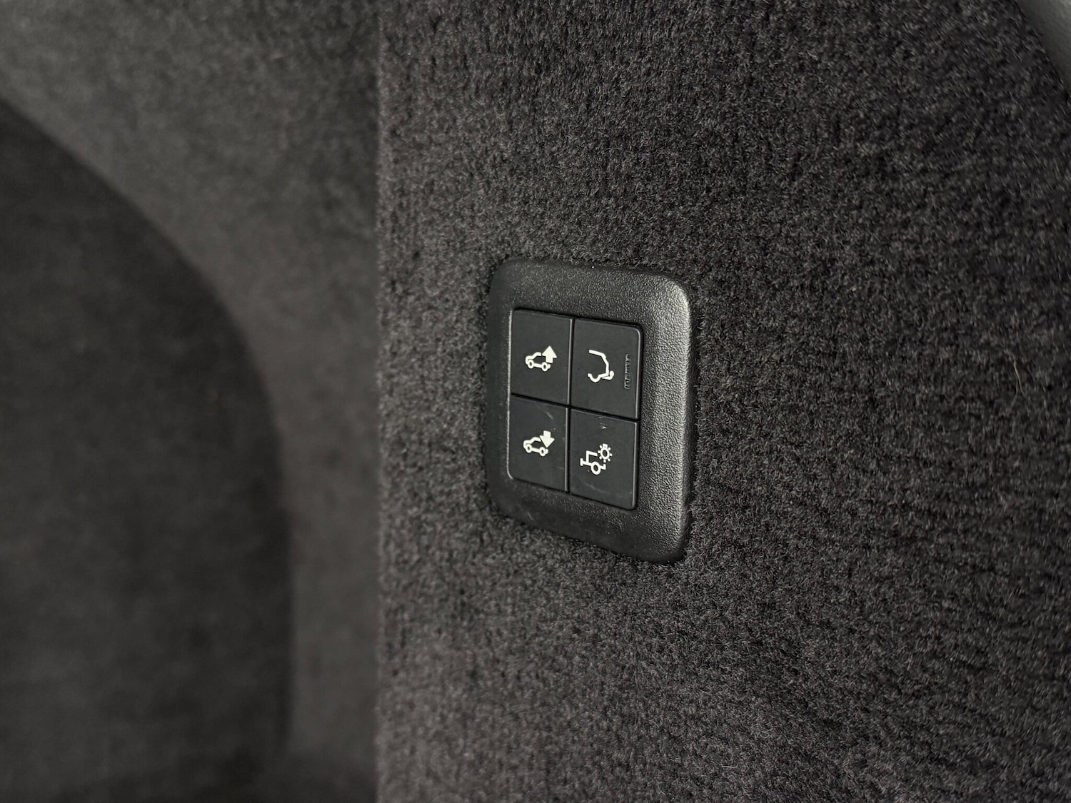 Used Land Rover Range Rover Sport 2018 for sale - 77181220: Photo 11