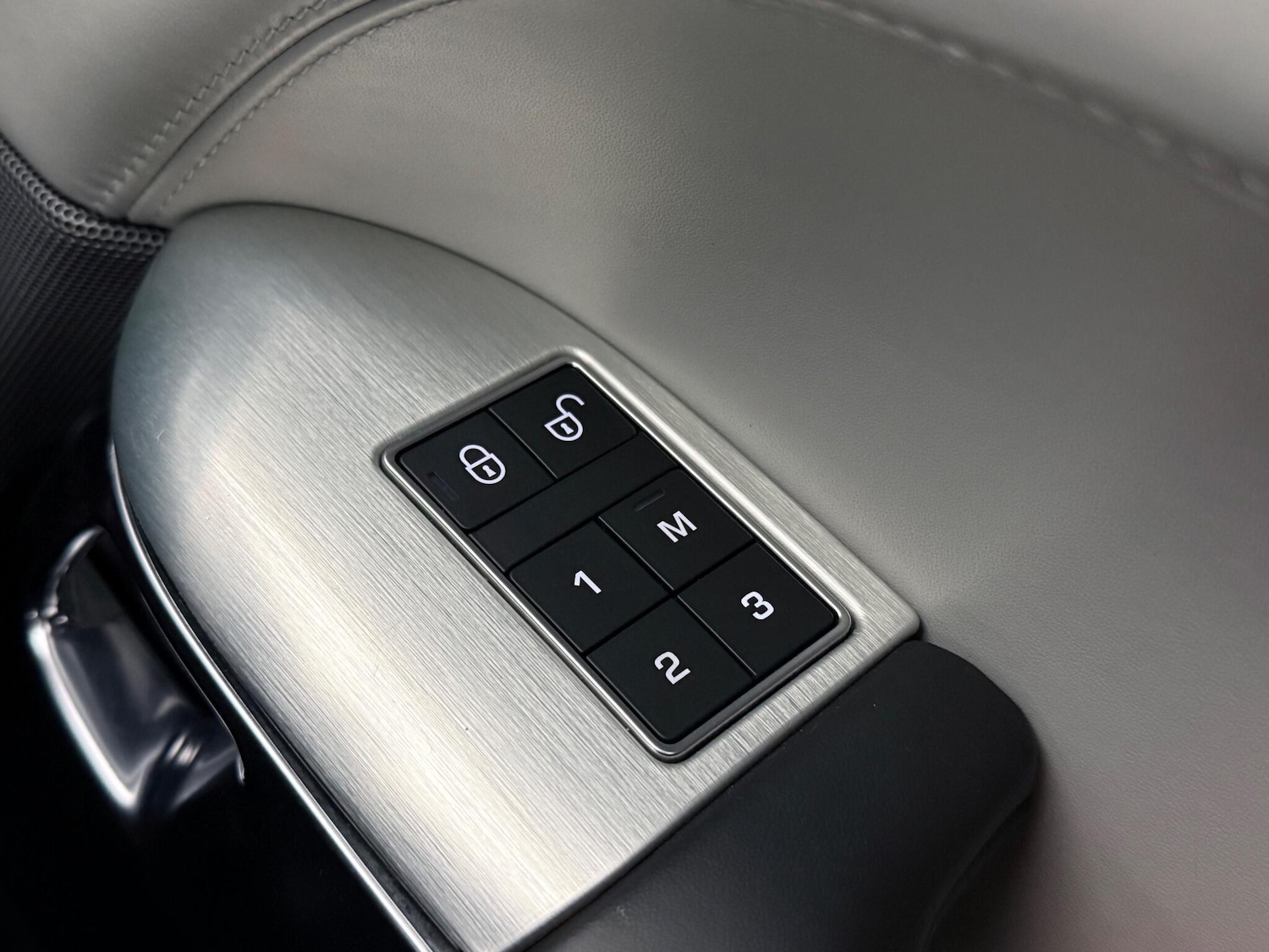 Used Land Rover Range Rover Sport 2018 for sale - 77181220: Photo 34