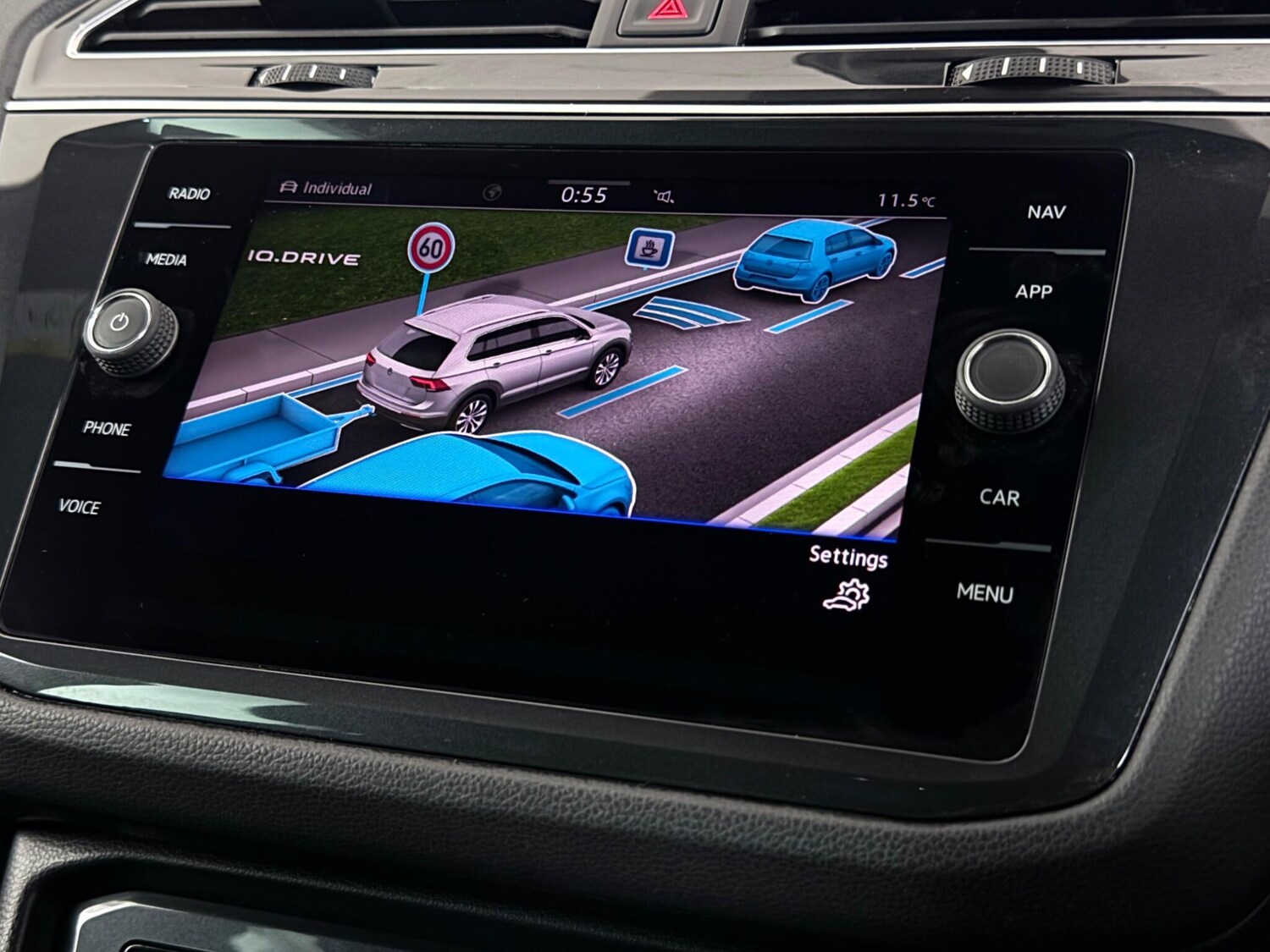 Used Volkswagen Tiguan 2021 for sale - 77809265: Photo 31