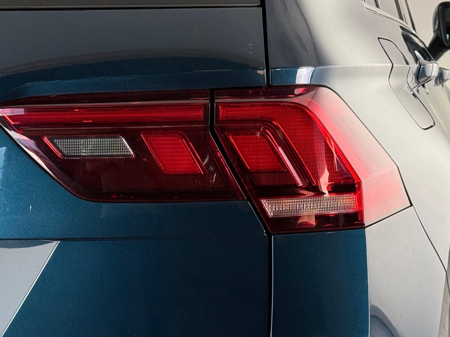 Used Volkswagen Tiguan 2021 for sale - 77809265: Photo 8