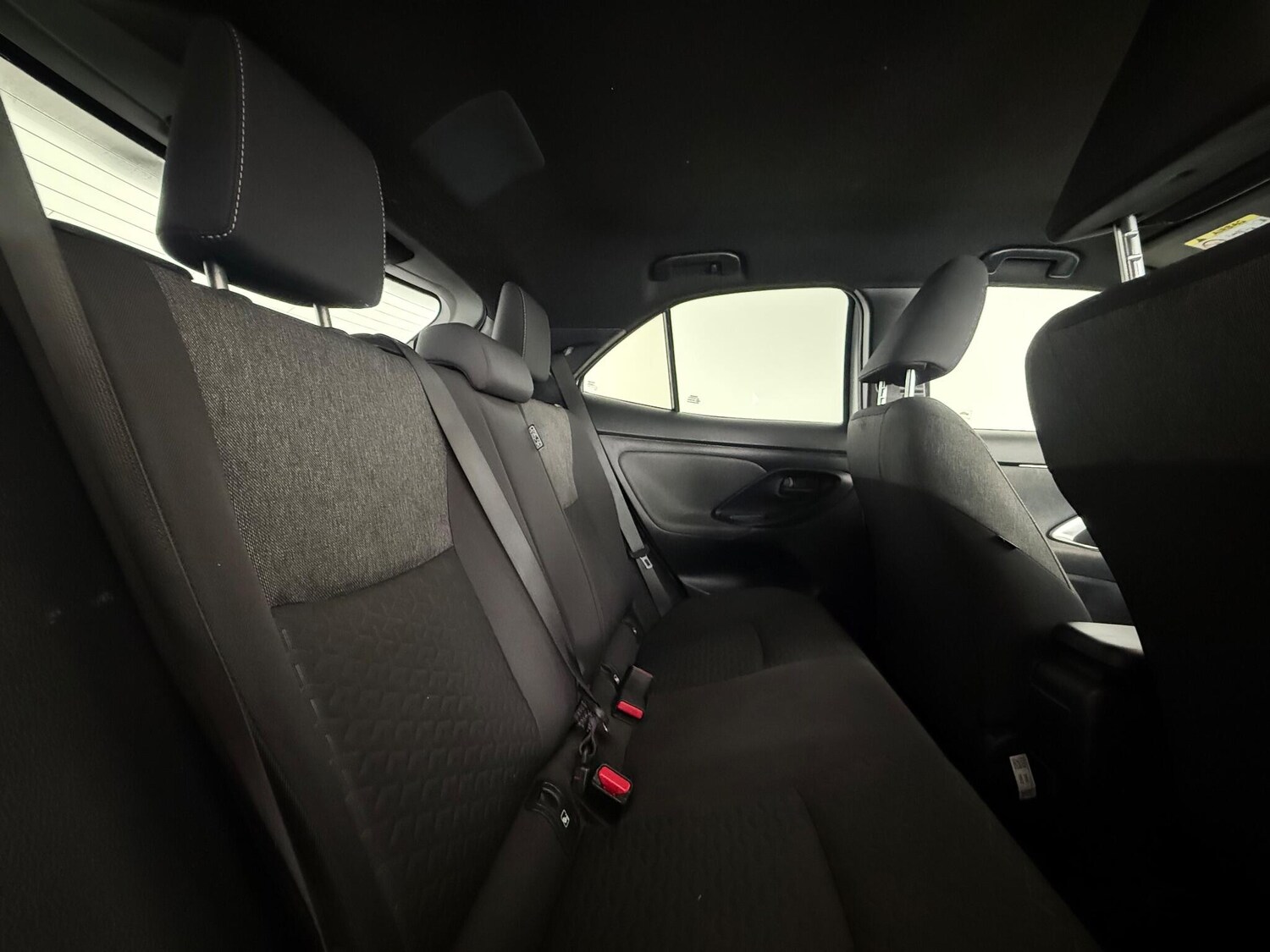 Used Toyota Yaris Cross 2022 for sale - 76728590: Photo 16