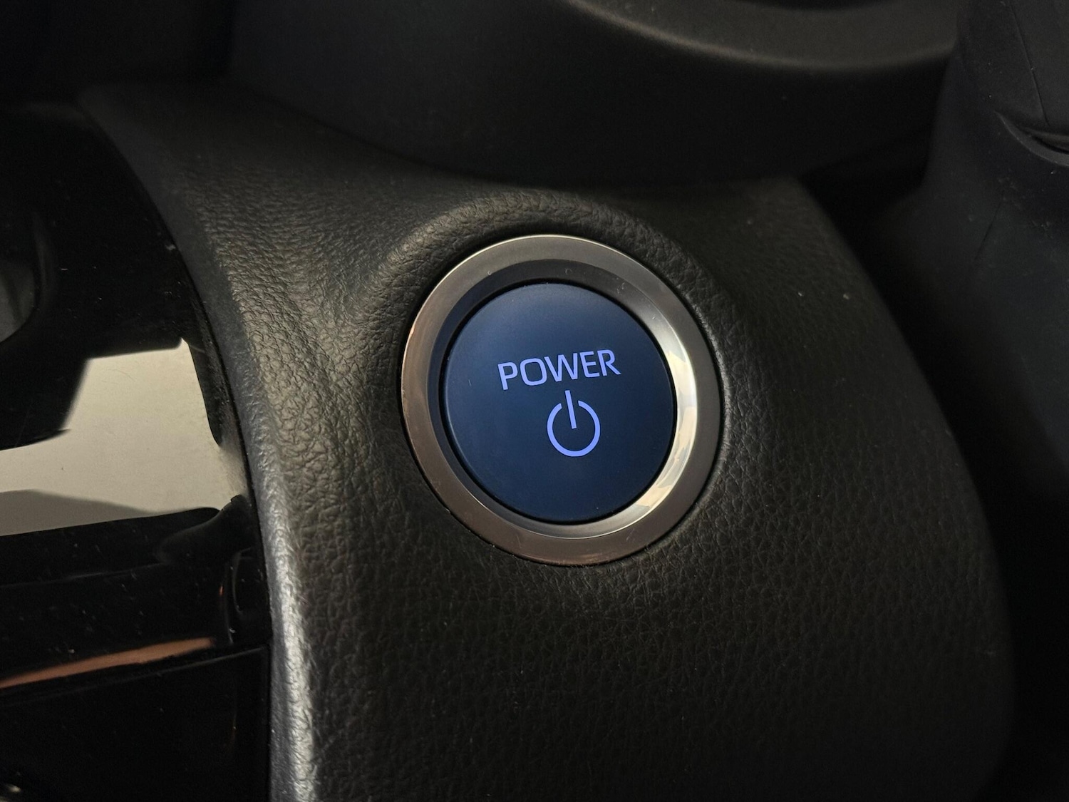 Used Toyota Yaris Cross 2022 for sale - 76728590: Photo 39