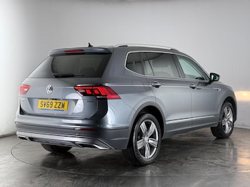 Used Volkswagen Tiguan Allspace 2019 for sale - 77575474: Photo