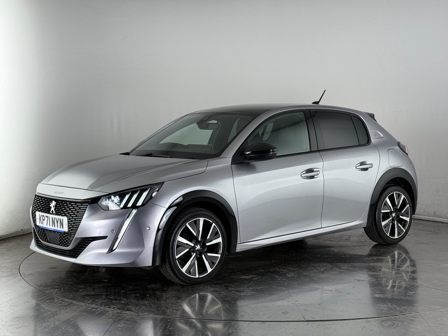 Used Peugeot 208 2021 for sale - 76468227: Photo 3