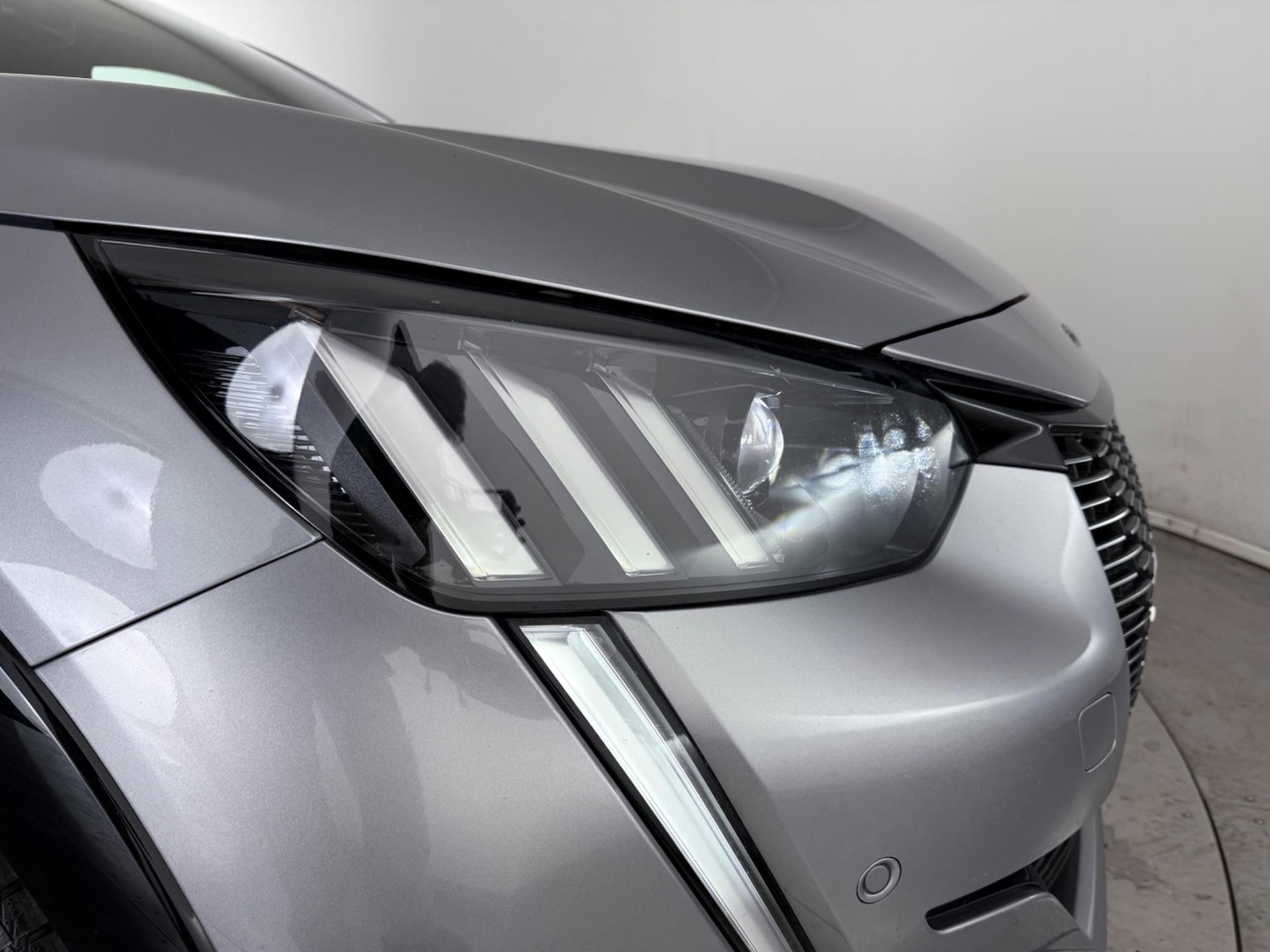 Used Peugeot 208 2021 for sale - 76468227: Photo 8