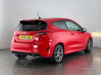 Used Ford Fiesta 2018 for sale - 76468632: Photo