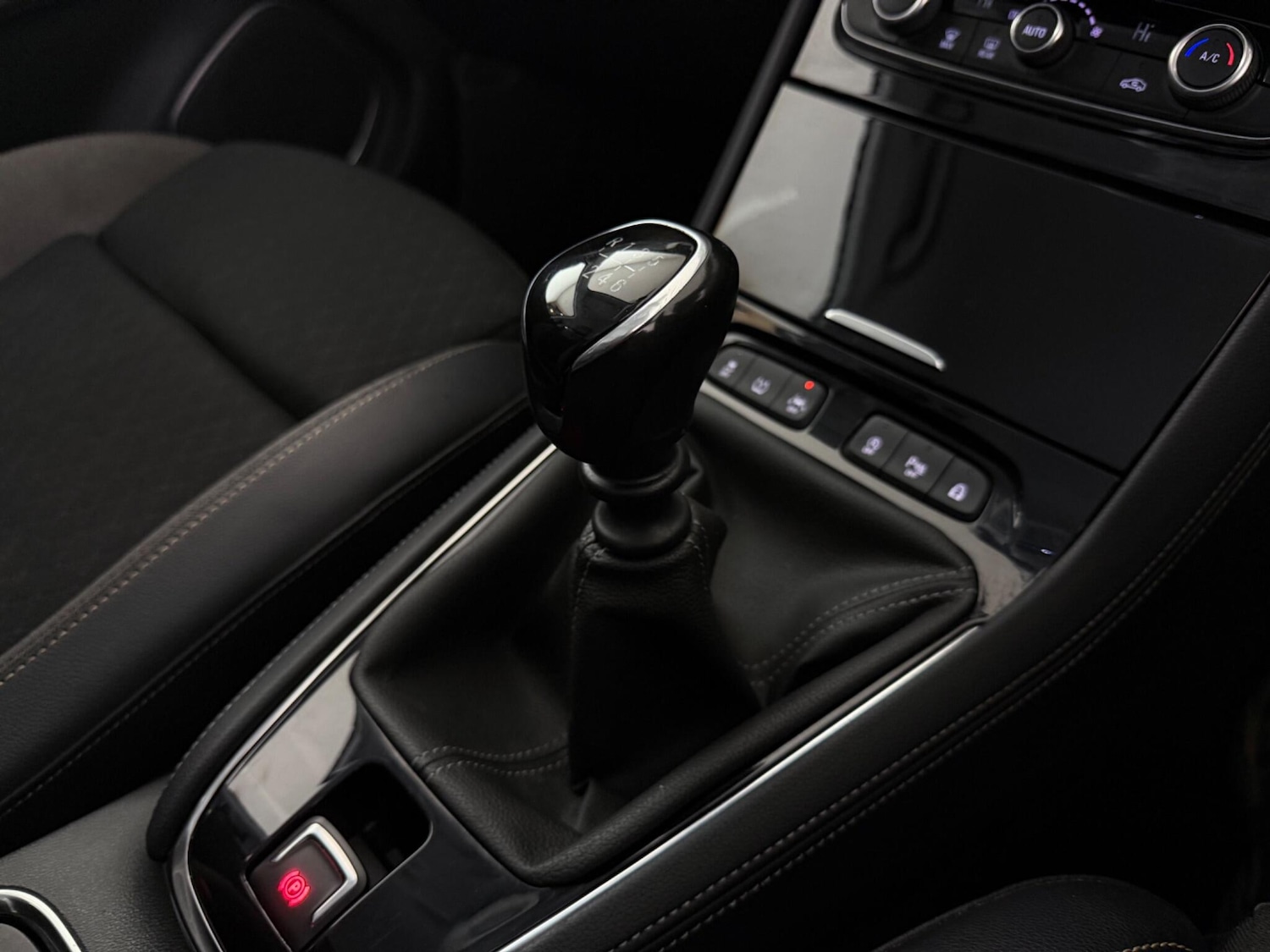 Used Vauxhall Grandland X 2018 for sale - 77246328: Photo 31