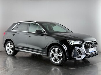 Used Audi Q3 2022 for sale - 77243025: Photo