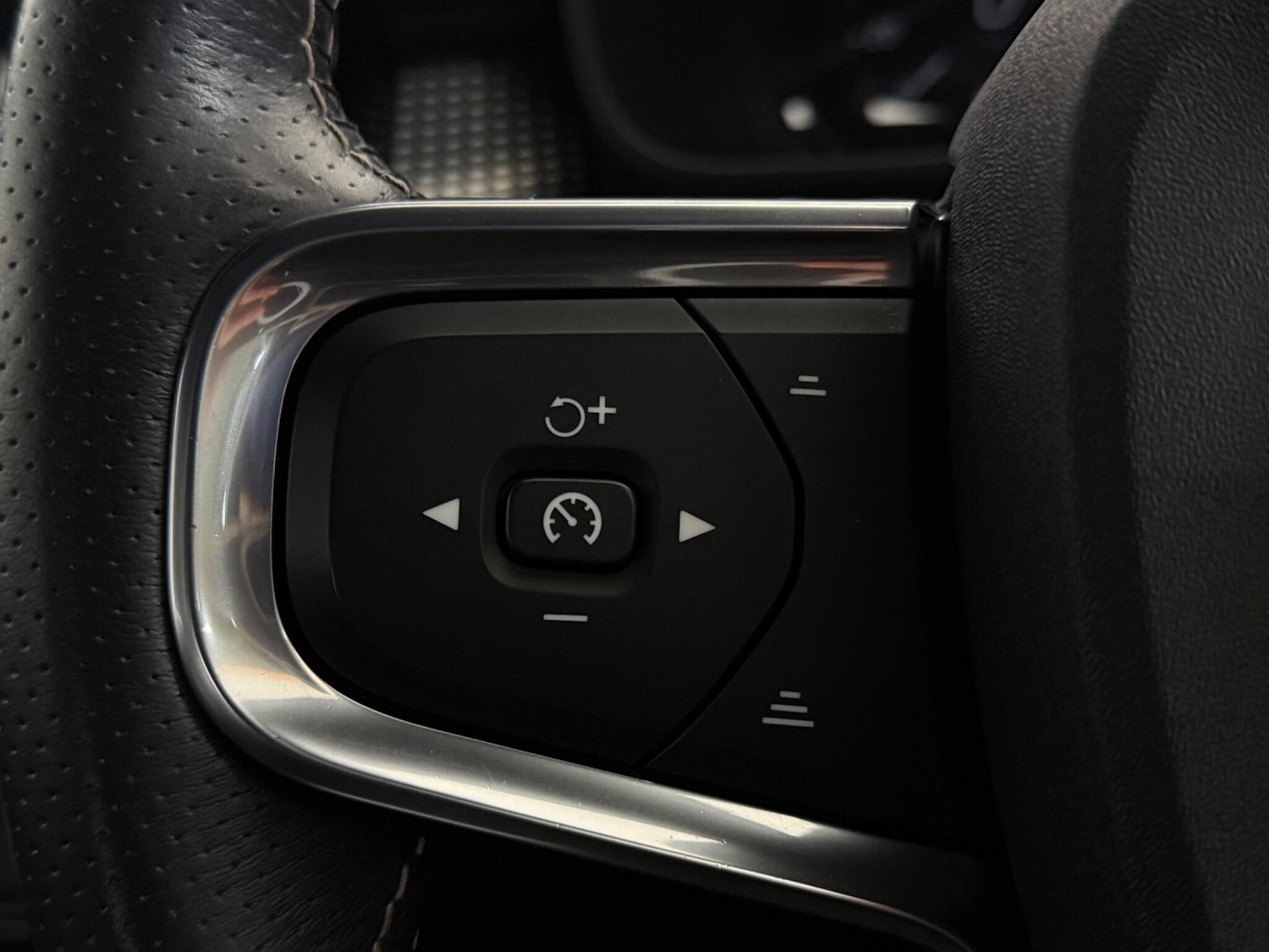 Used Volvo XC40 2020 for sale - 77441555: Photo 18