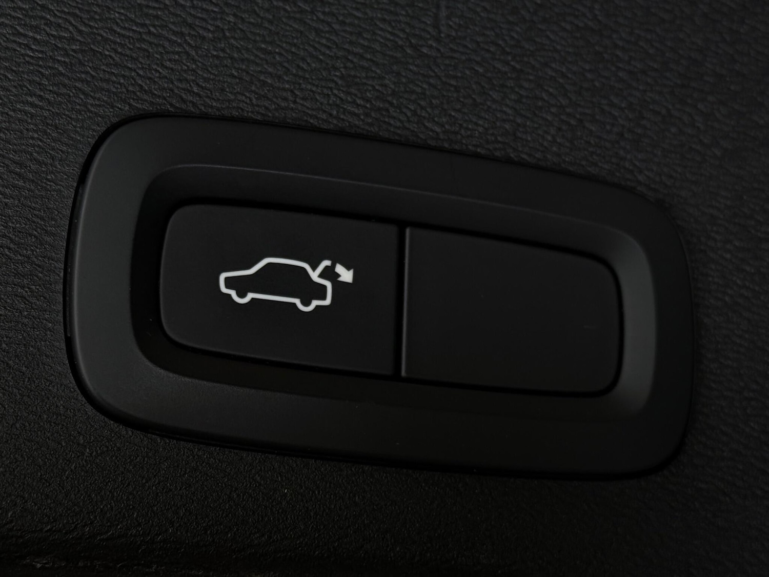 Used Volvo XC40 2020 for sale - 77441555: Photo 9