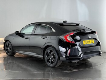 Used Honda Civic 2019 for sale - 75460444: Photo