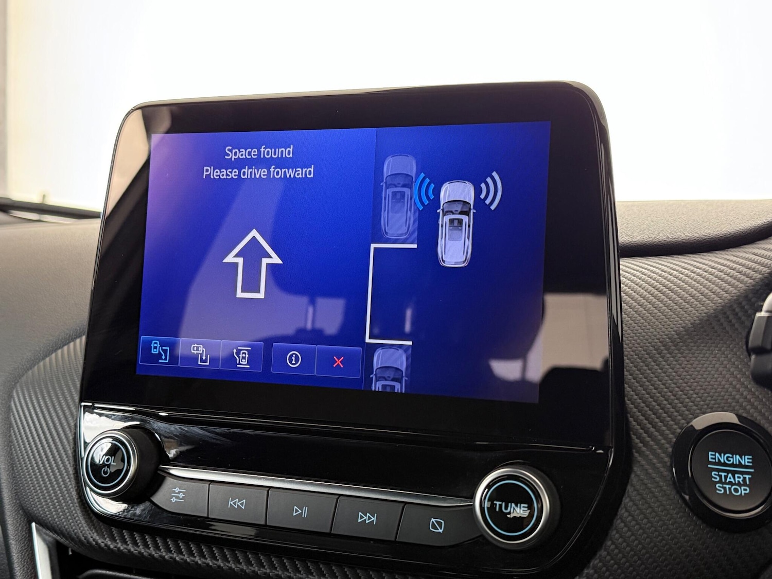 Used Ford Puma 2023 for sale - 76468270: Photo 30