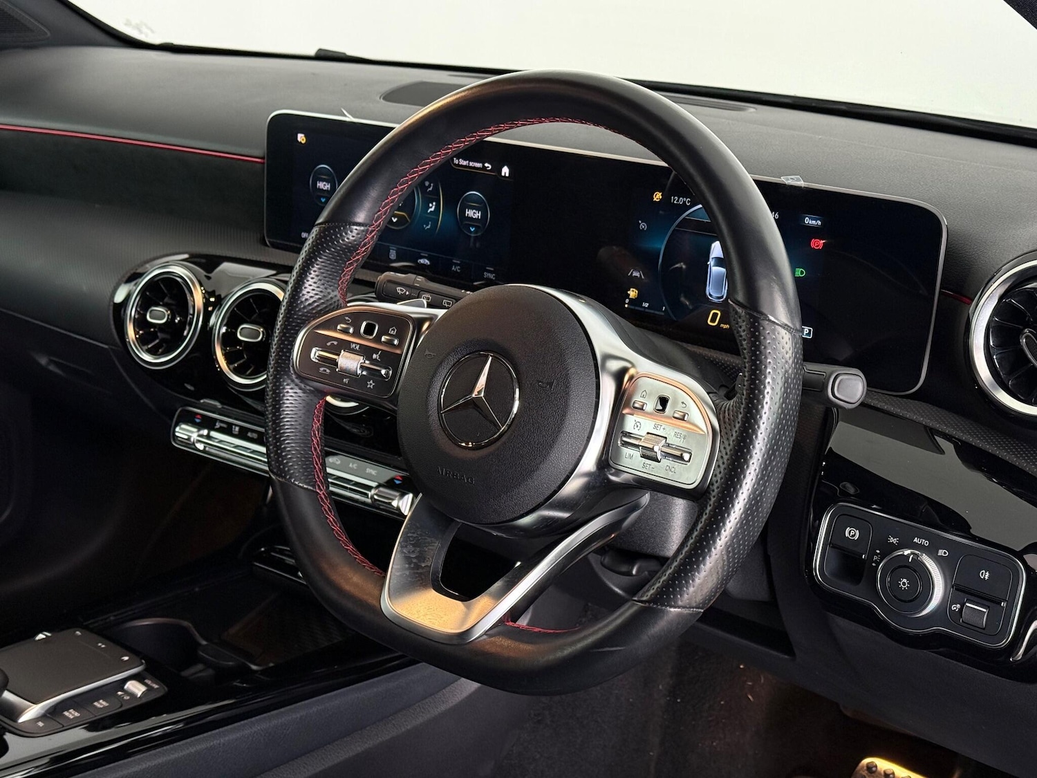 Used Mercedes-Benz A-Class 2021 for sale - 77217601: Photo 11