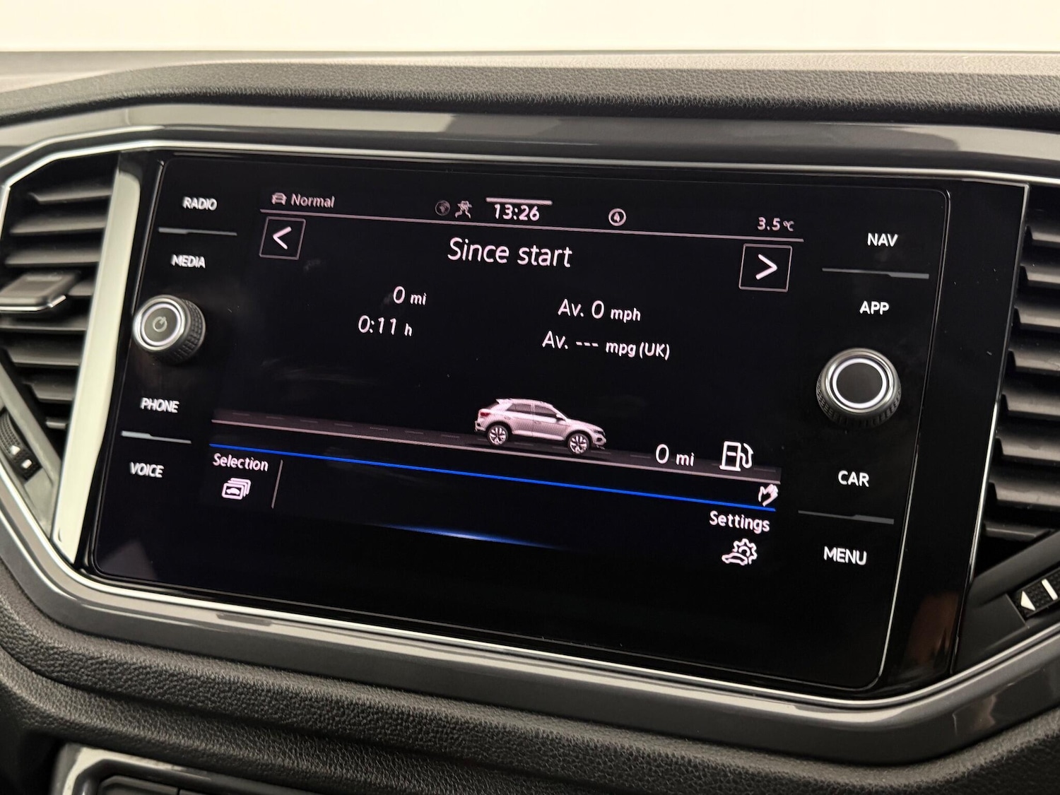 Used Volkswagen T-Roc 2021 for sale - 77180902: Photo 26