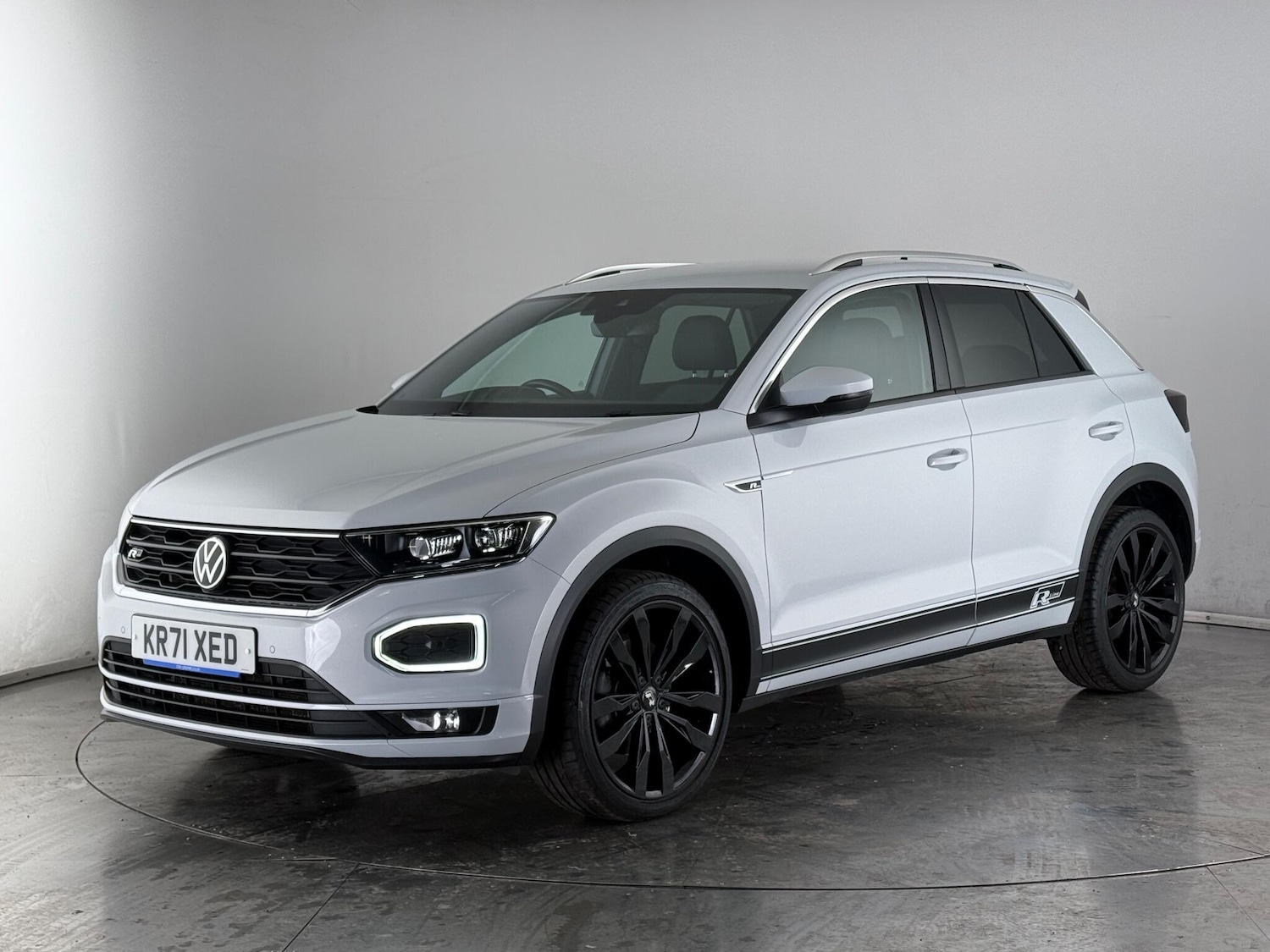 Used Volkswagen T-Roc 2021 for sale - 77180902: Photo 3