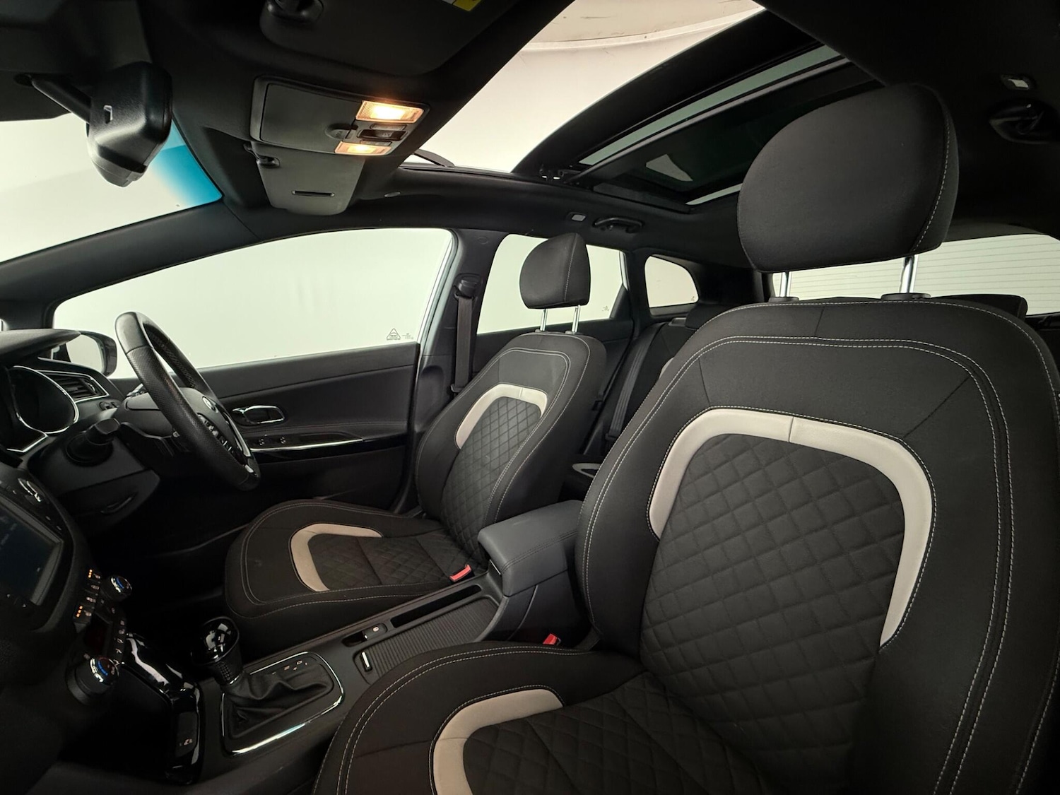 Used Kia Ceed 2018 for sale - 76468506: Photo 17