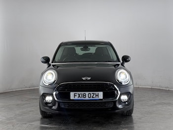 Used MINI Hatch 2018 for sale - 77246809: Photo