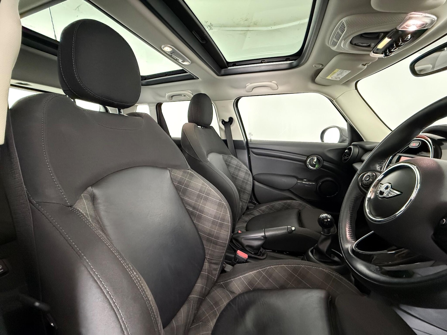 Used MINI Hatch 2018 for sale - 77246809: Photo 9