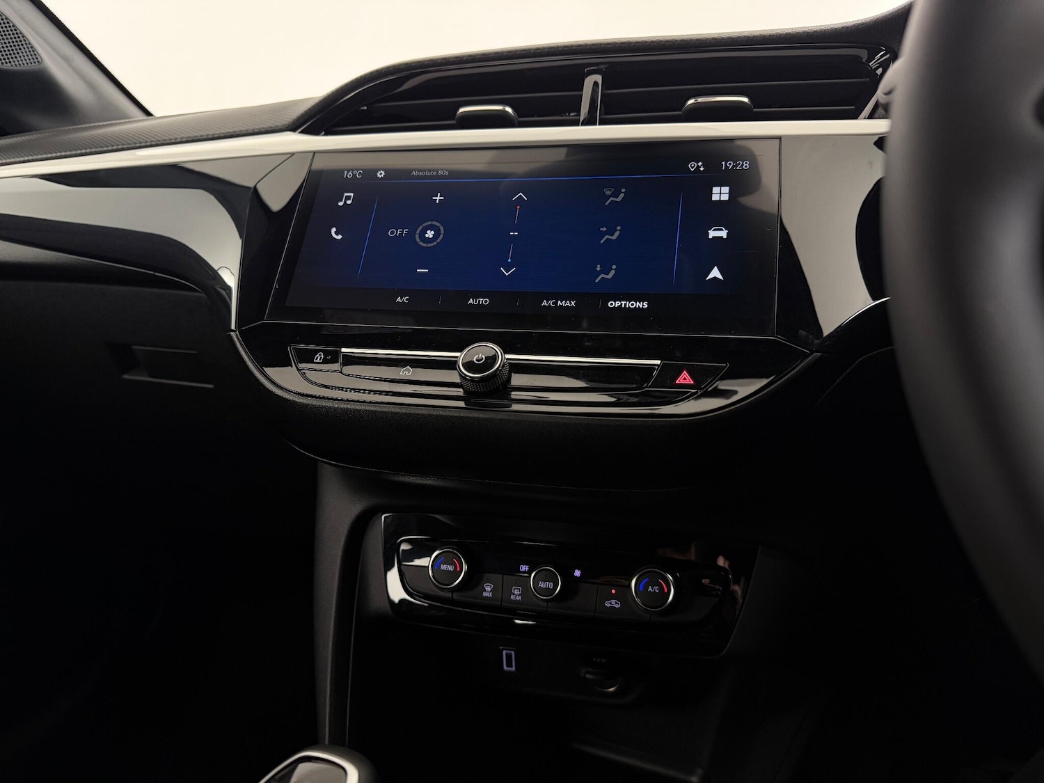 Used Vauxhall Corsa 2024 for sale - 77217028: Photo 33