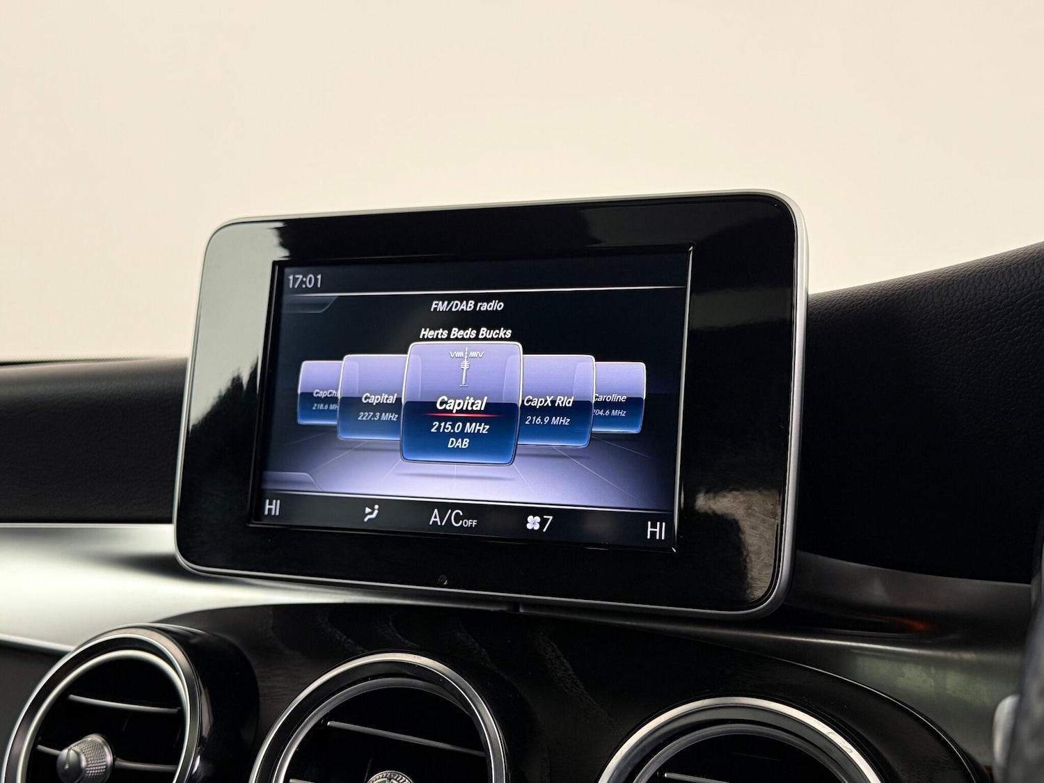 Used Mercedes-Benz GLC 2018 for sale - 76468484: Photo 34