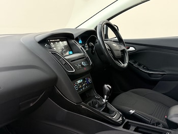 Used Ford Focus 2018 for sale - 78947616: Photo