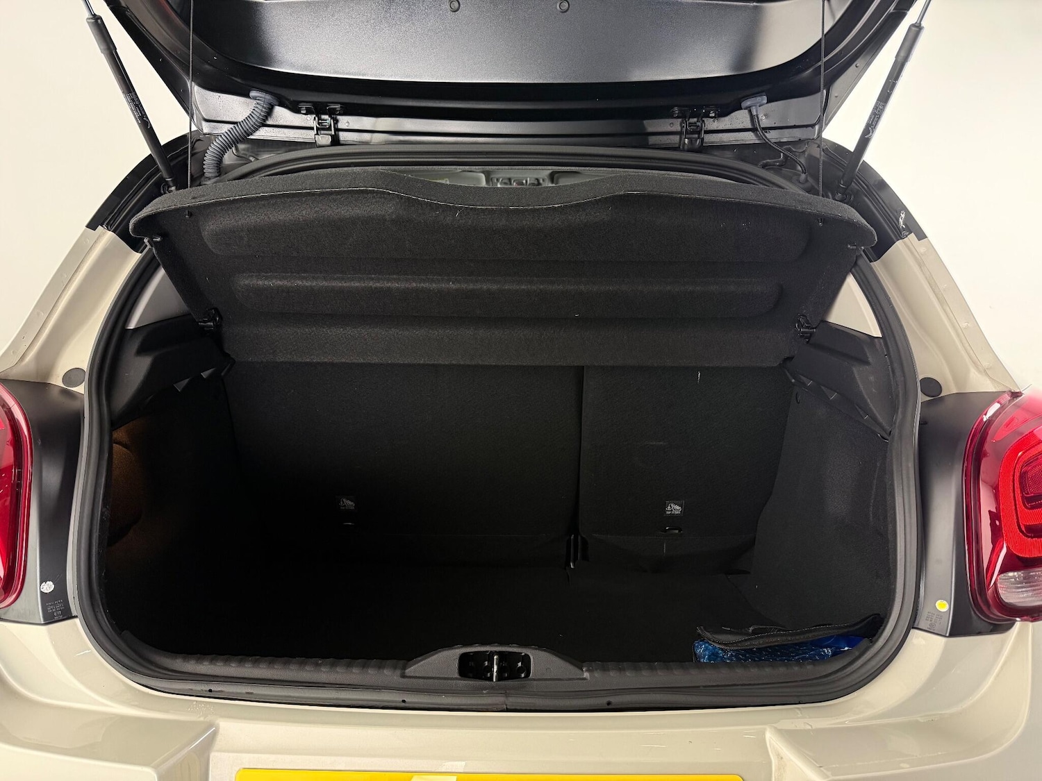 Used Citroen C3 2023 for sale - 77246031: Photo 9