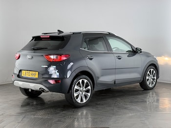 Used Kia Stonic 2020 for sale - 76468661: Photo