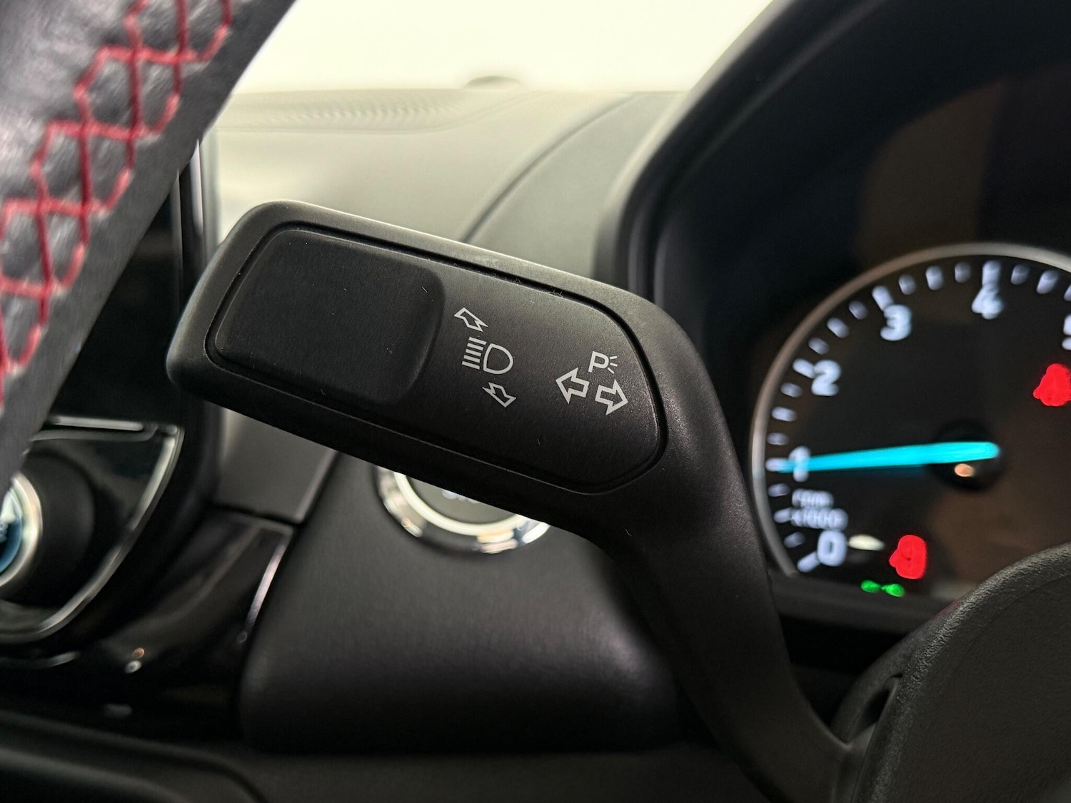 Used Ford Ecosport 2019 for sale - 76468796: Photo 30