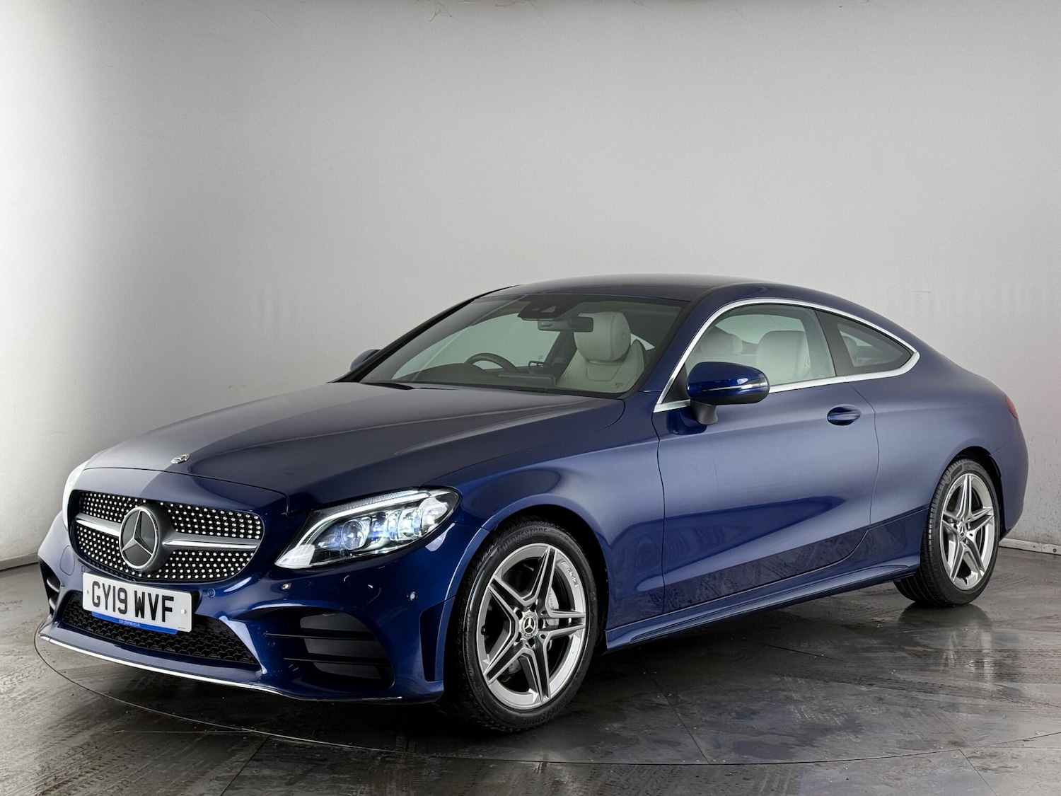 Used Mercedes-Benz C Class 2019 for sale - 77180975: Photo 3