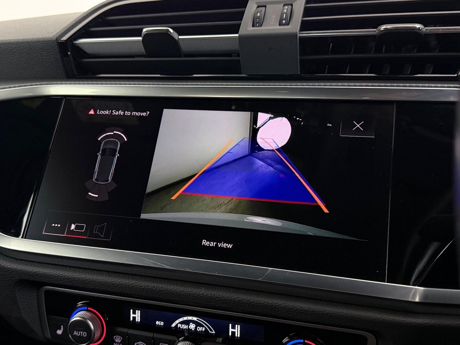 Used Audi Q3 2022 for sale - 77222614: Photo 28