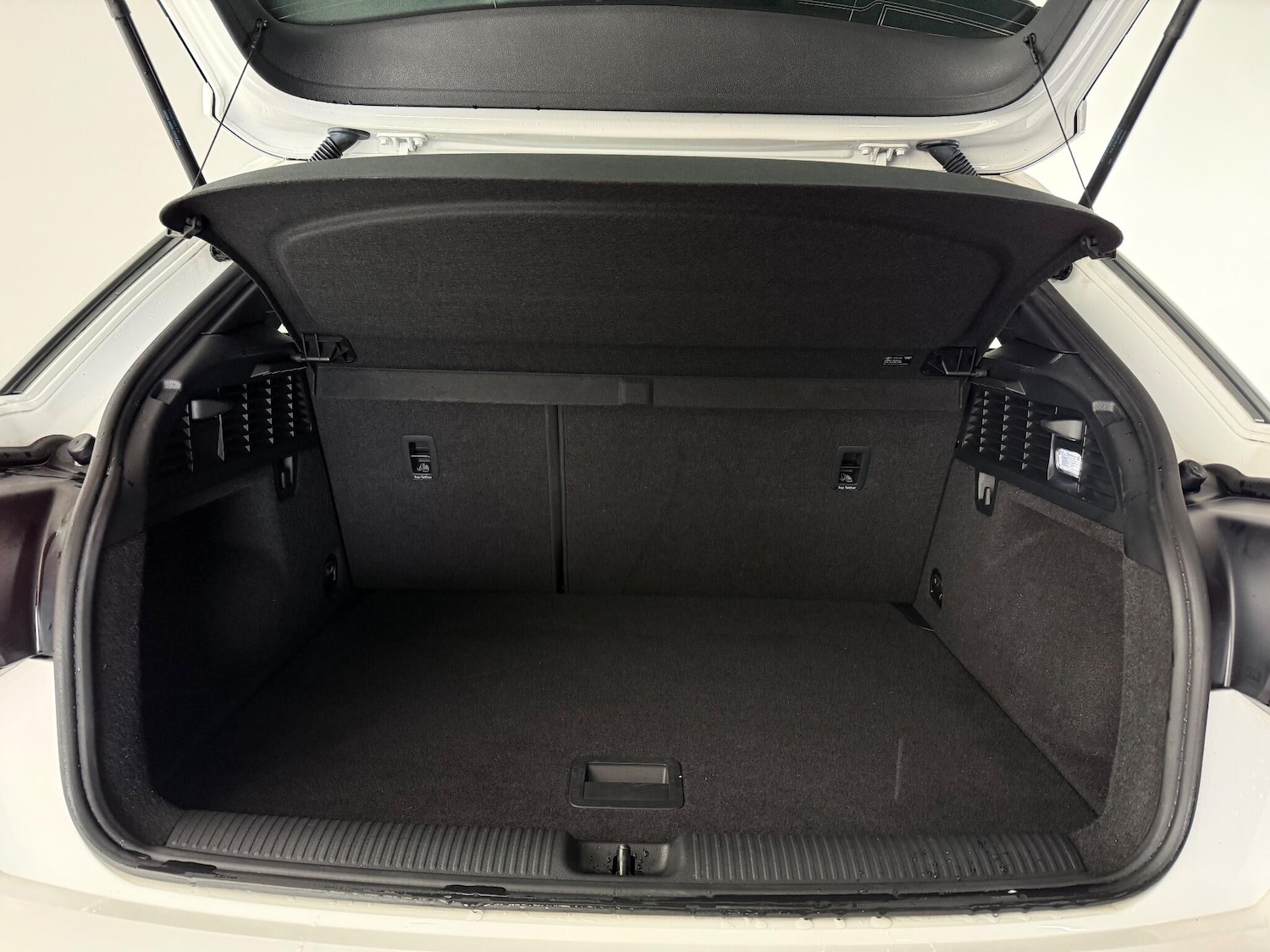 Used Audi Q2 2018 for sale - 77180913: Photo 10