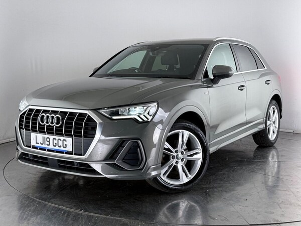 Used Audi Q3 2019 for sale - 76047876: Photo 47