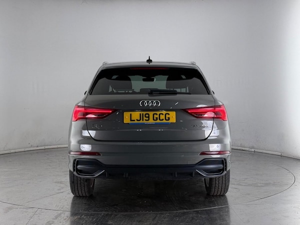 Used Audi Q3 2019 for sale - 76047876: Photo 9