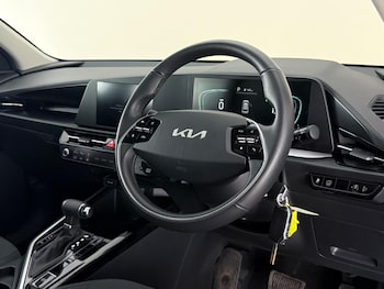 Used Kia Niro 2023 for sale - 78363078: Photo