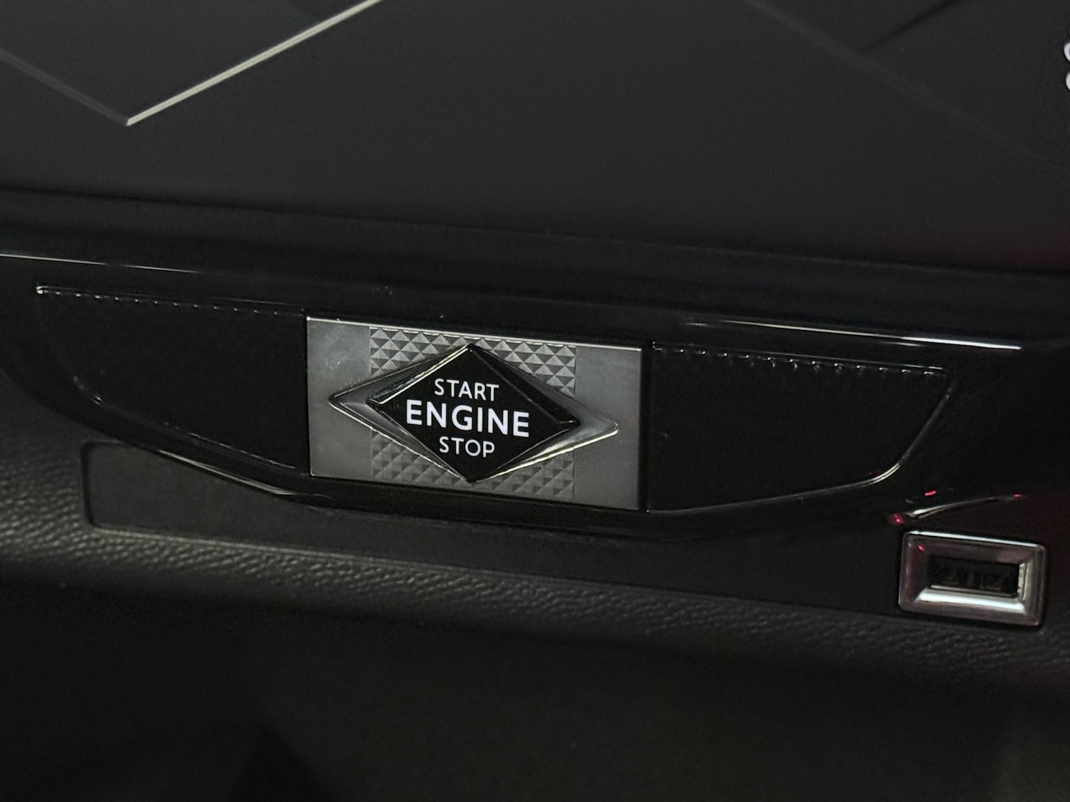 Used DS Automobiles DS 3 Crossback 2022 for sale - 77244006: Photo 30