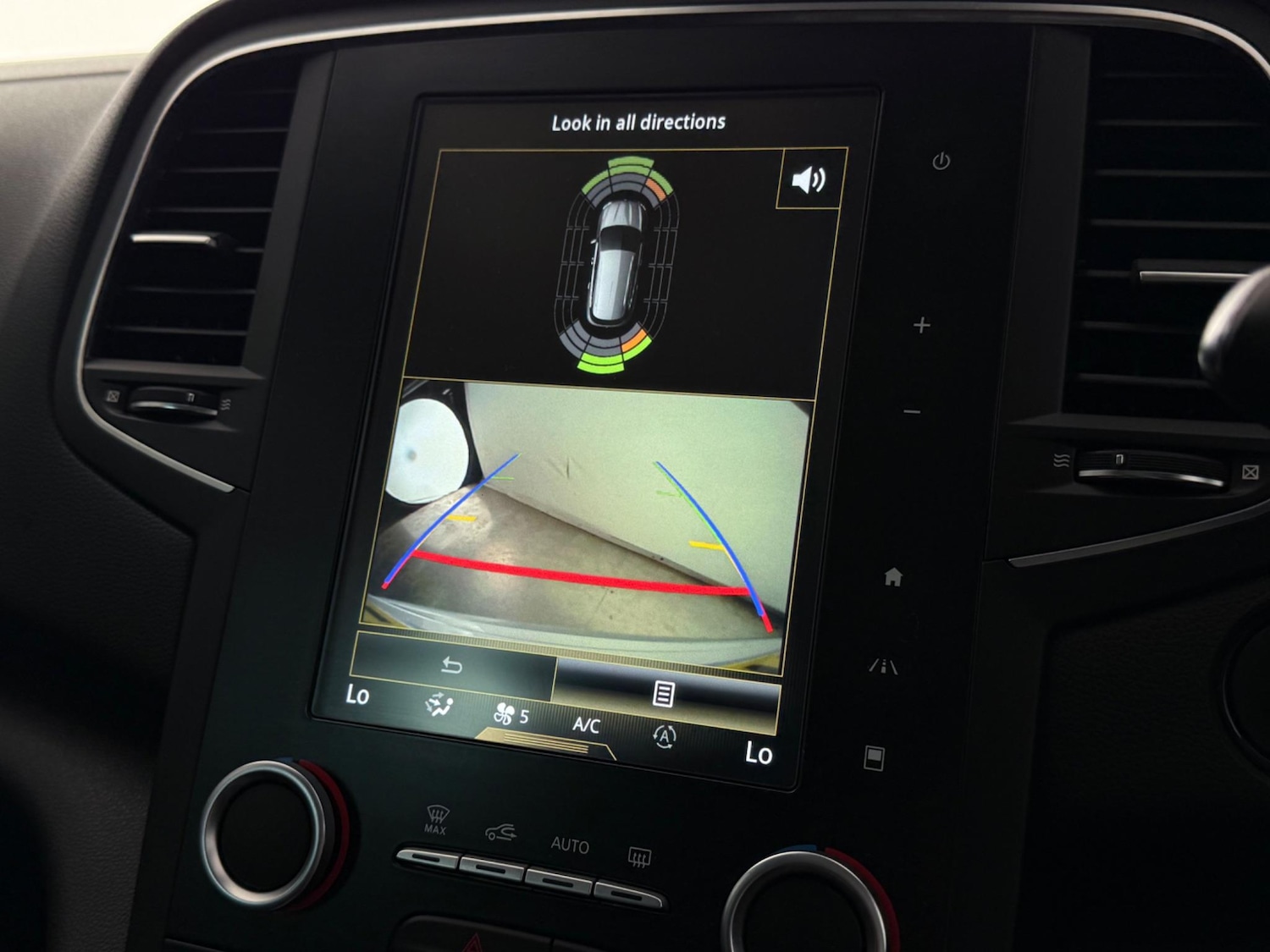 Used Renault Megane 2017 for sale - 77244083: Photo 34