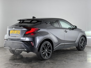 Used Toyota C-HR 2022 for sale - 77131794: Photo
