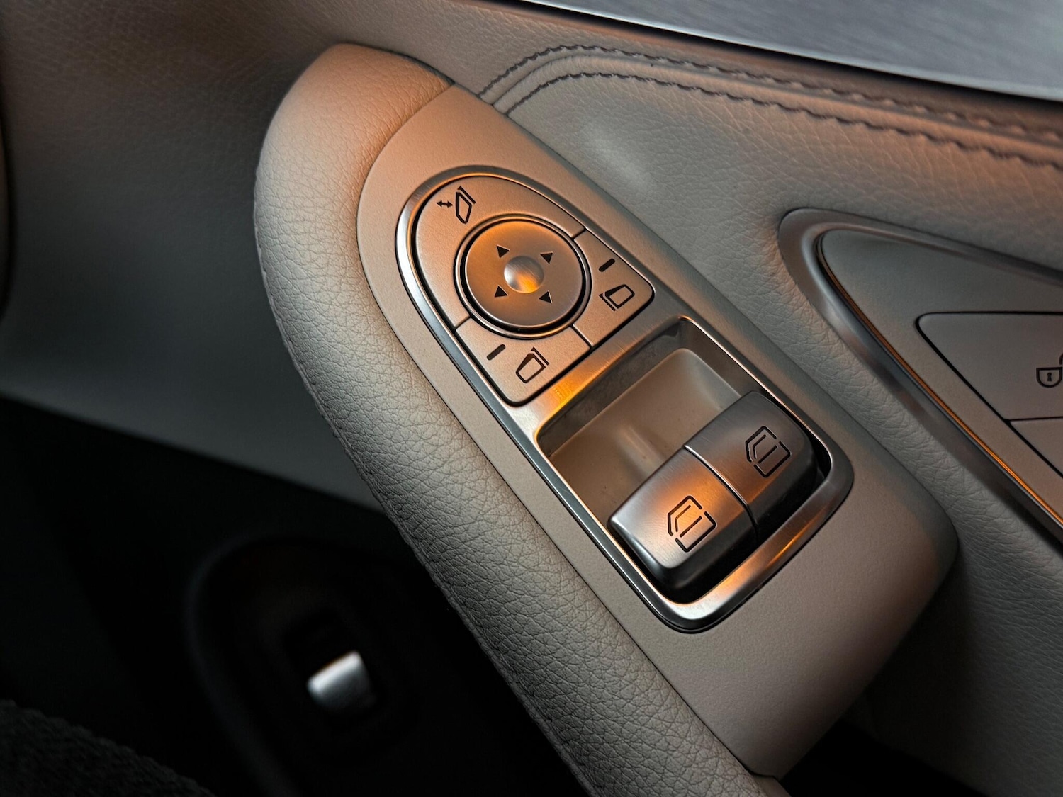 Used Mercedes-Benz C Class 2017 for sale - 77217084: Photo 32