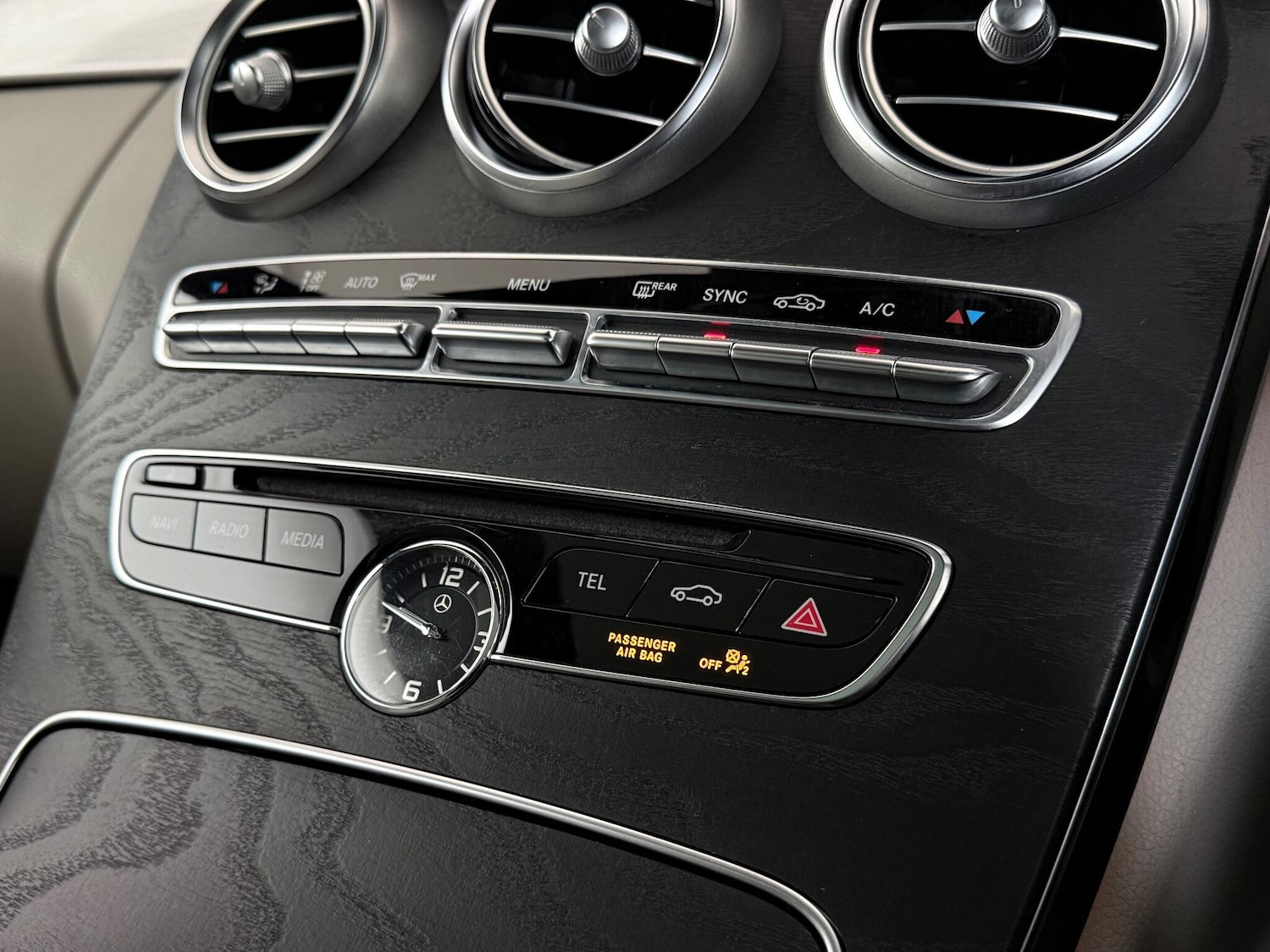 Used Mercedes-Benz C Class 2017 for sale - 77217084: Photo 33