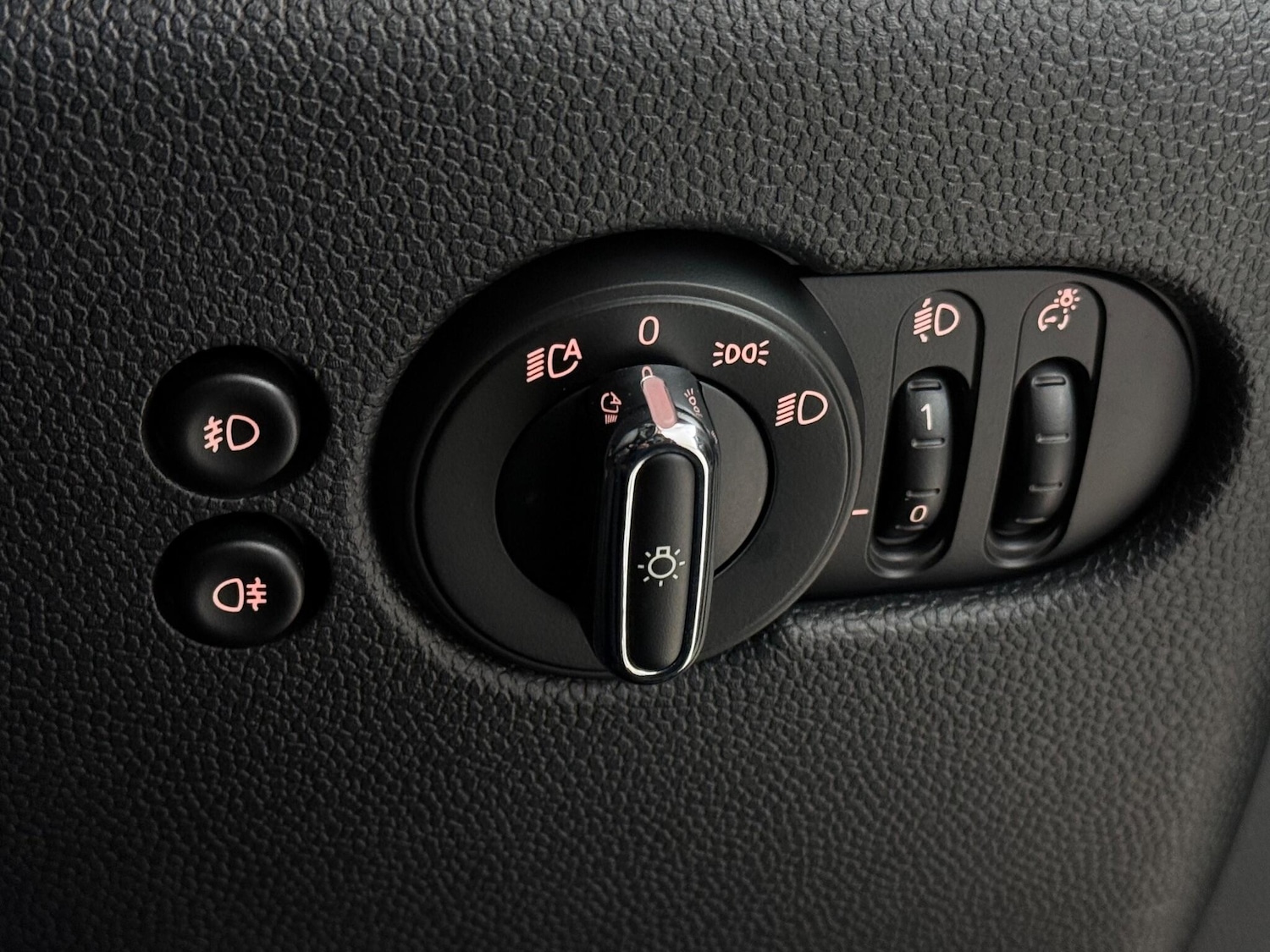 Used MINI Convertible 2020 for sale - 77222672: Photo 21