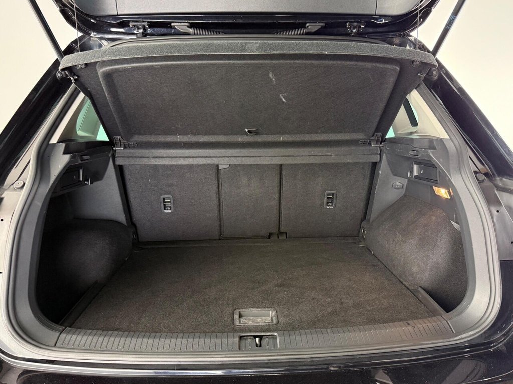 Used Volkswagen Tiguan 2019 for sale - 76280019: Photo 12