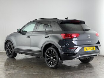 Used Volkswagen T-Roc 2021 for sale - 77364843: Photo