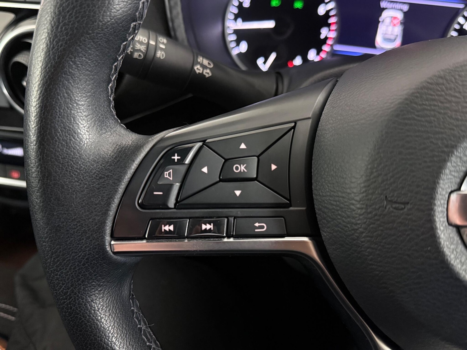 Used Nissan Juke 2022 for sale - 77222352: Photo 17