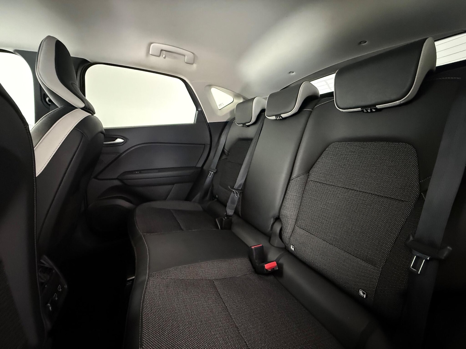 Used Renault Captur 2020 for sale - 76468416: Photo 19