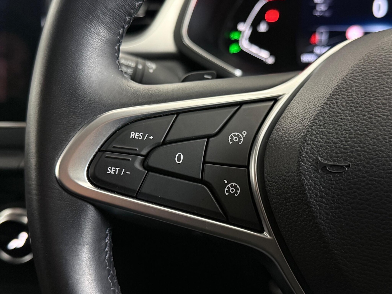 Used Renault Captur 2020 for sale - 76468416: Photo 21