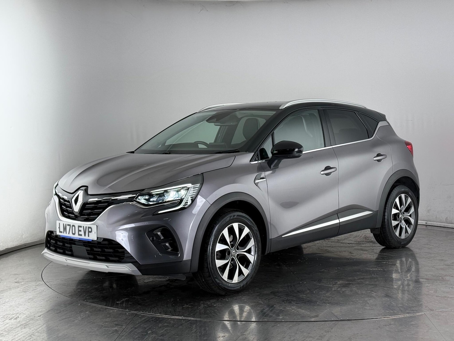 Used Renault Captur 2020 for sale - 76468416: Photo 3